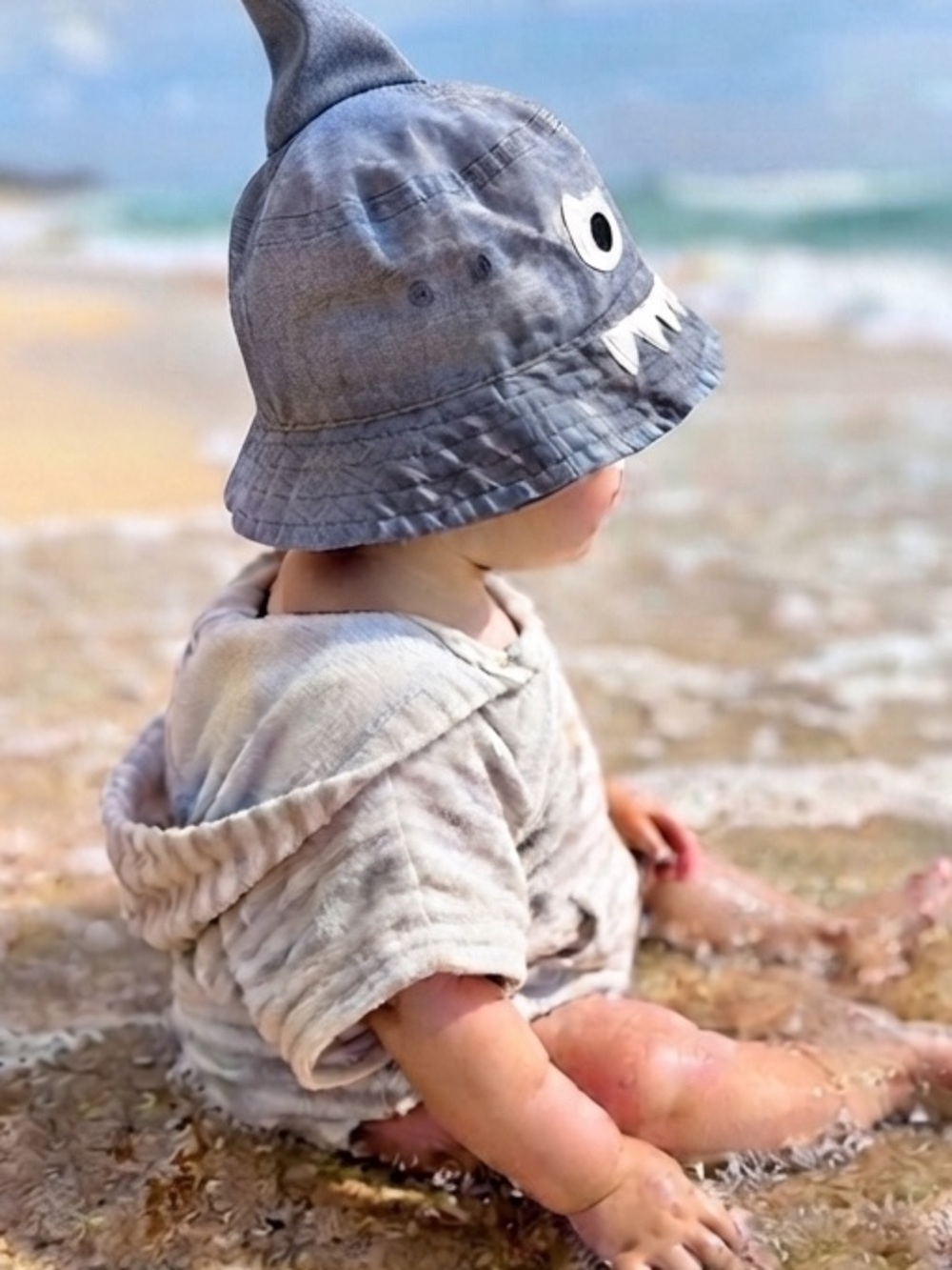GAP Baby Shark Bucket Hat - Gray/Blue